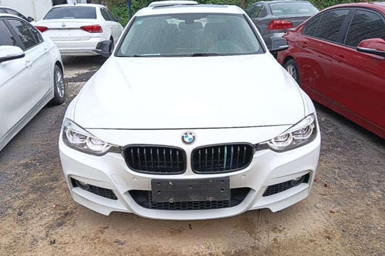 BMW 3 Series 2017 #3 BMW 3 Series 2017 car image #3