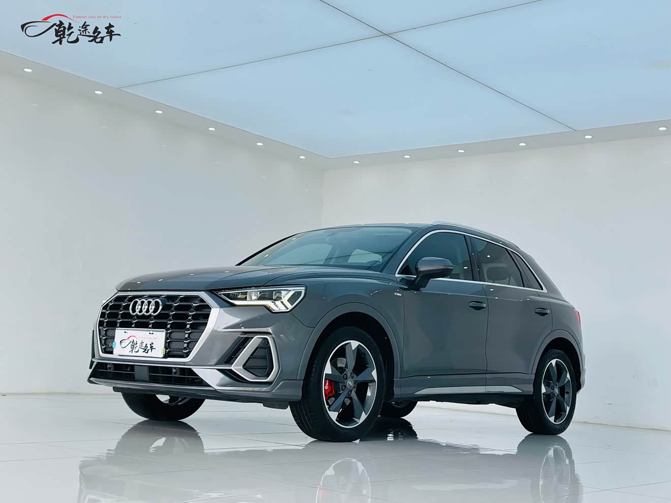 Audi Q3 2021 car image 