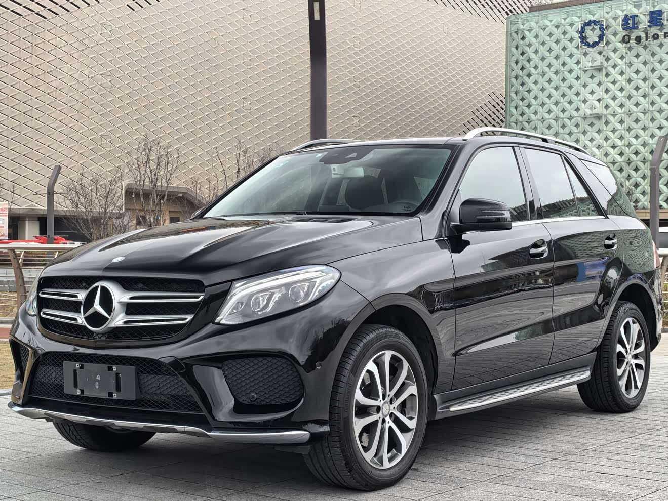 Mercedes-Benz GLE Class 2016 car image 