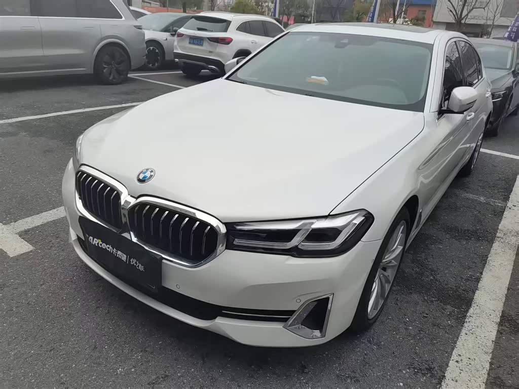 BMW 5 Series 2022 BMW 5 Series 2022 car image