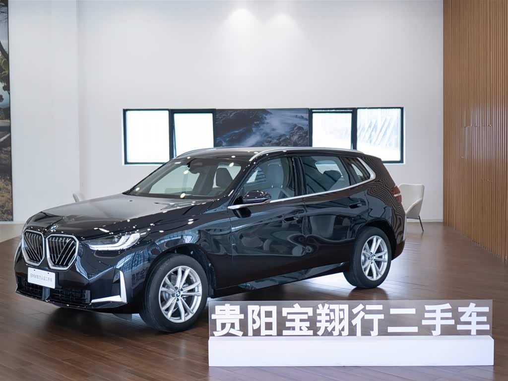 BMW X3 2026 immagine di auto 