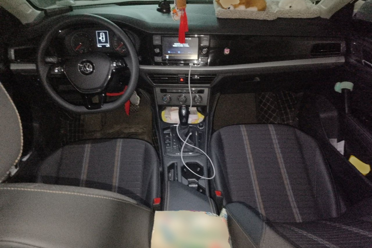 Volkswagen Lavida 2019 car image #7