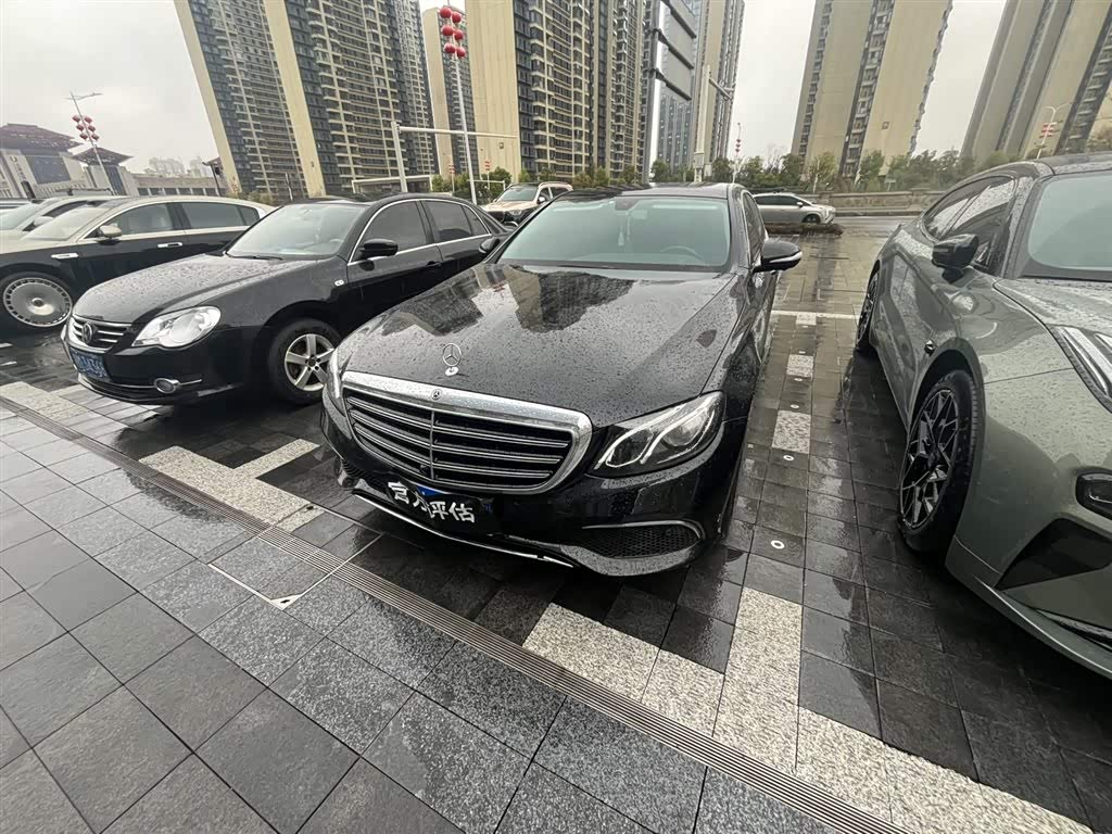 Mercedes-Benz E Class 2018 汽车图片 