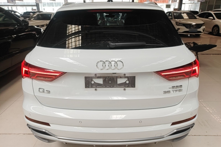 Audi Q3 2020 #6 Audi Q3 2020 car image #6