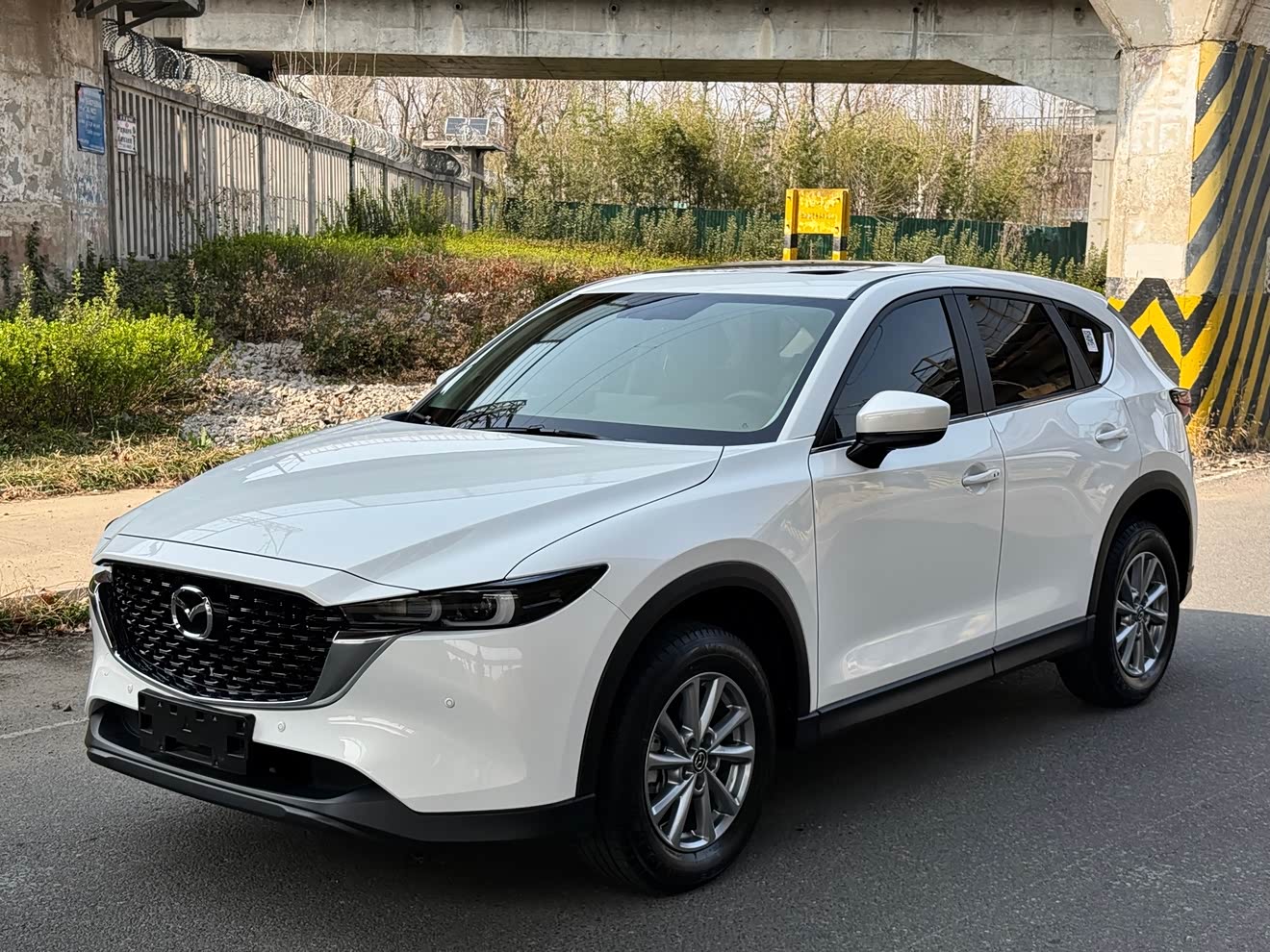 Mazda CX-5 2022 汽车图片 
