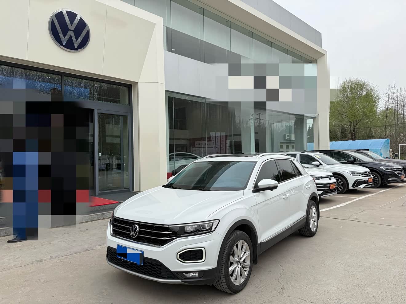 Volkswagen T-Roc 2022 汽车图片 
