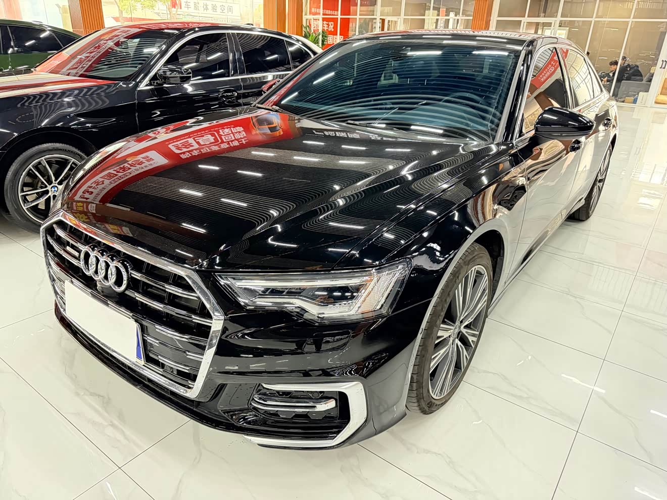 Audi A6L 2025 汽车图片 