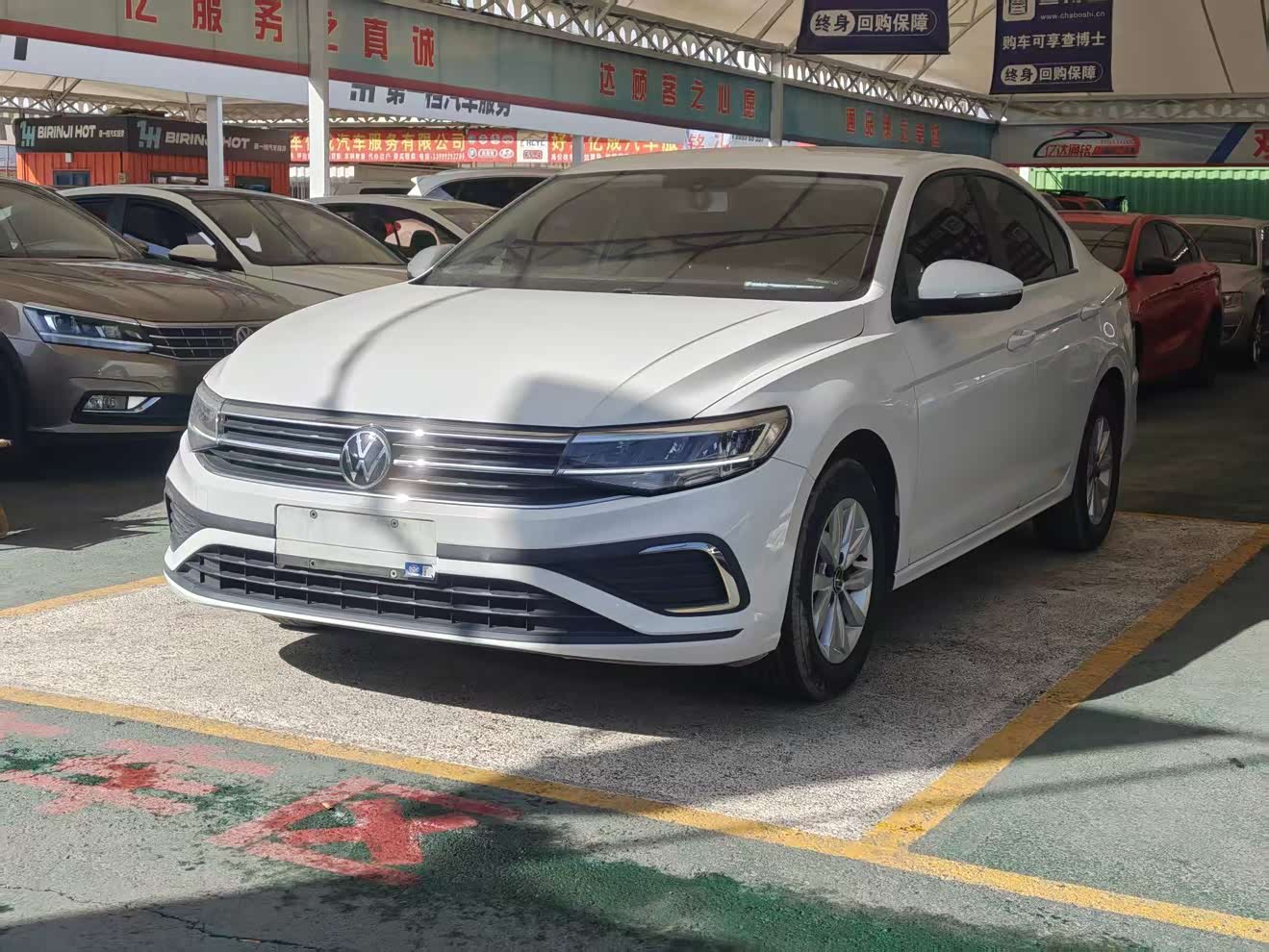 Volkswagen Bora 2023 car image 