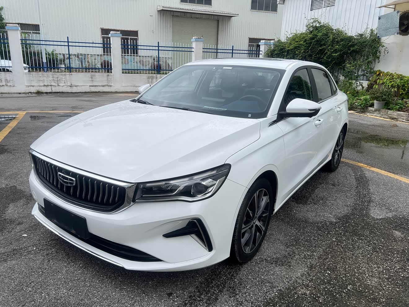 GEELY Emgrand 2021 car image 