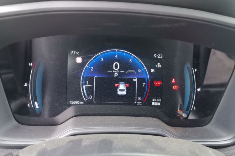 Toyota Corolla Cross 2023 immagine di auto #16