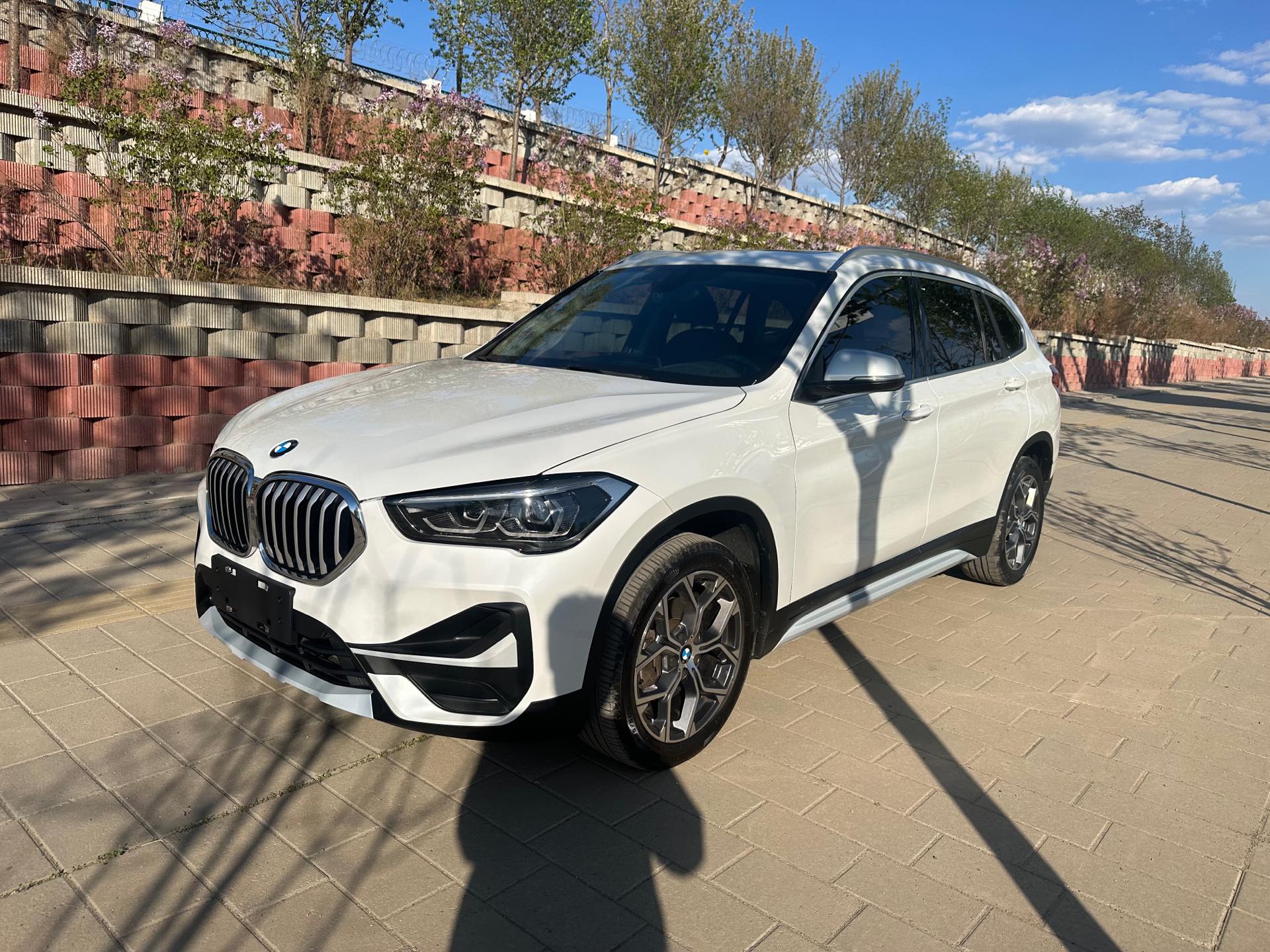 BMW X1 2022 car image 
