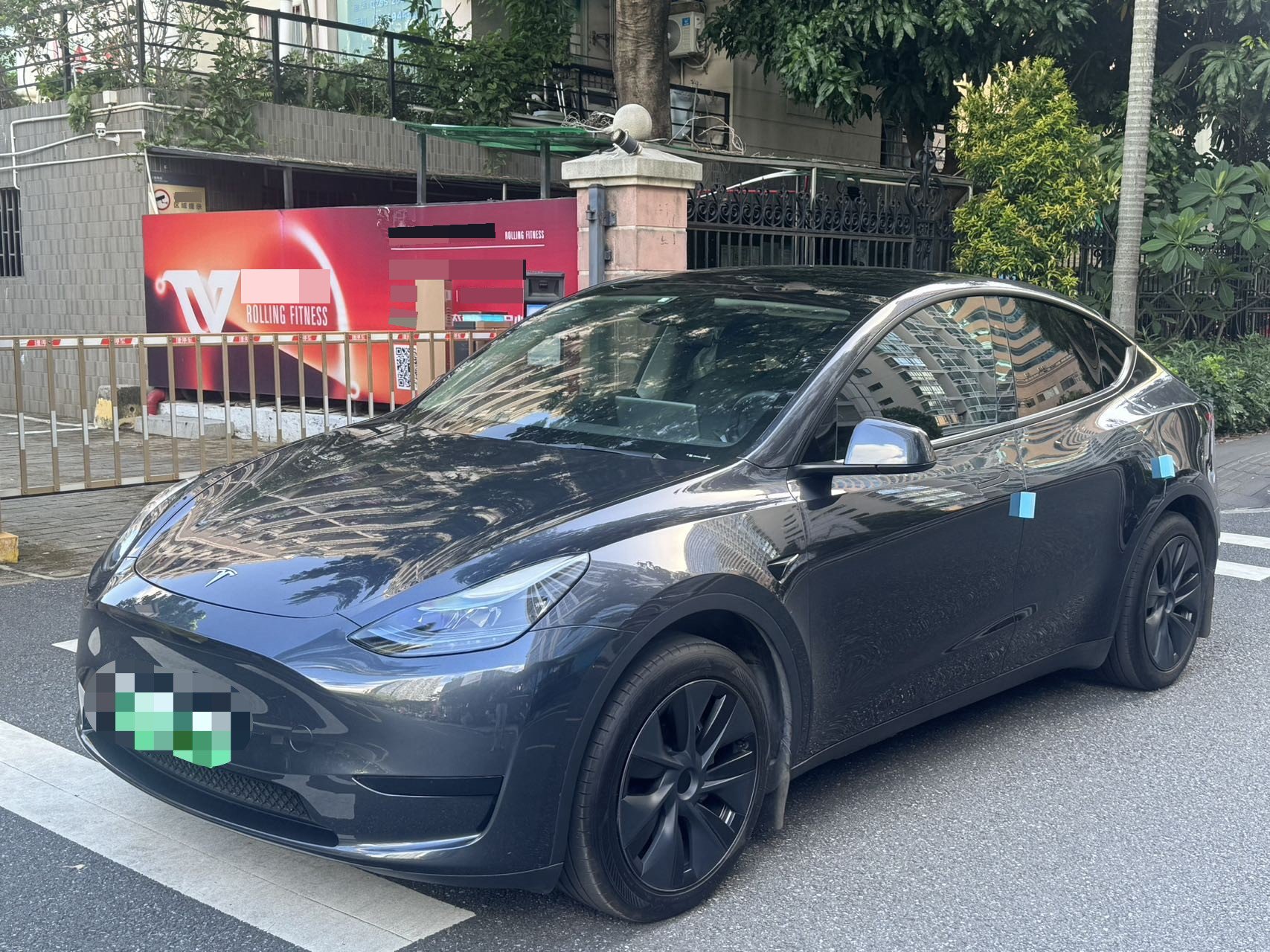 Tesla Model Y 2024 Tesla Model Y 2024 car image