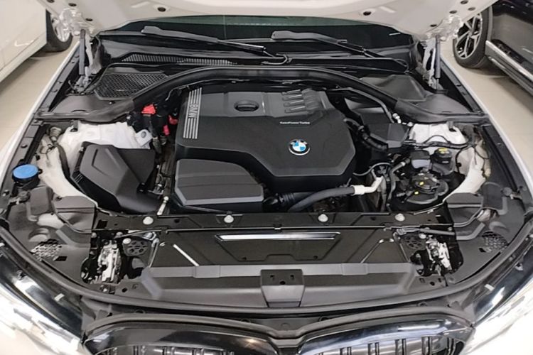 BMW 3 Series 2020 #22 BMW 3 Series 2020 car image #22