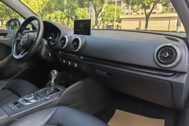 Audi A3 2019 #18 Audi A3 2019 car image #18