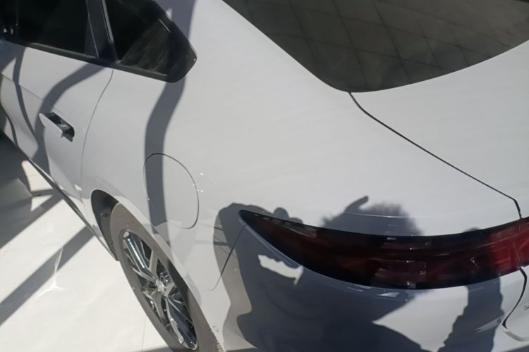 BYD Han 2025 #5 BYD Han 2025 car image #5