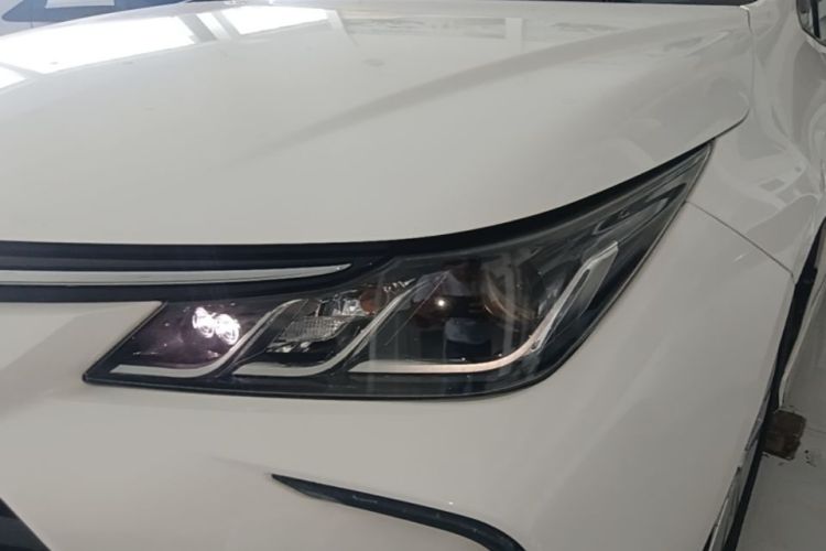 Toyota Corolla 2019 immagine di auto #23