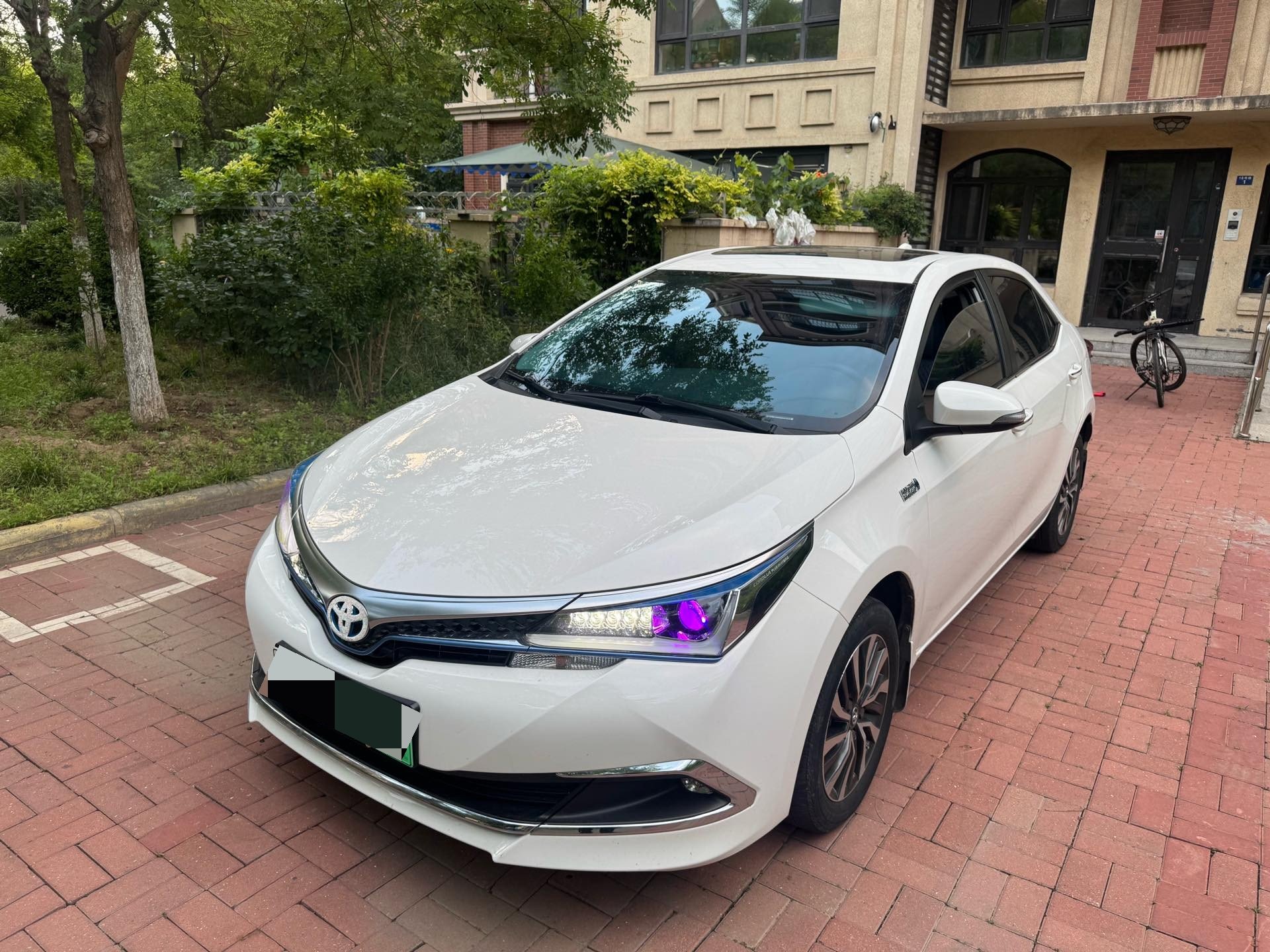 Toyota Corolla Hybird E+ 2021 Toyota Corolla Hybird E+ 2021 car image