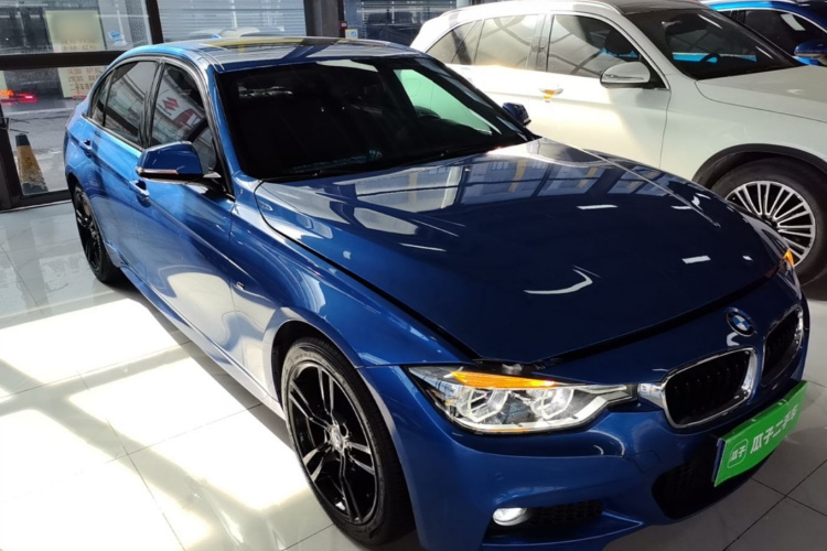 BMW 3 Series 2018 #4 BMW 3 Series 2018 car image #4
