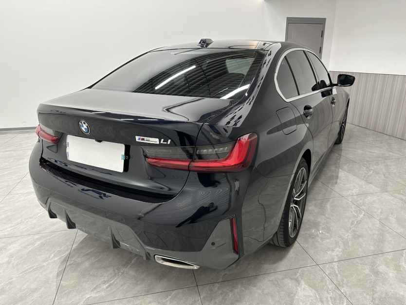 BMW 3 Series 2023 #4 BMW 3 Series 2023 изображение автомобиля #4