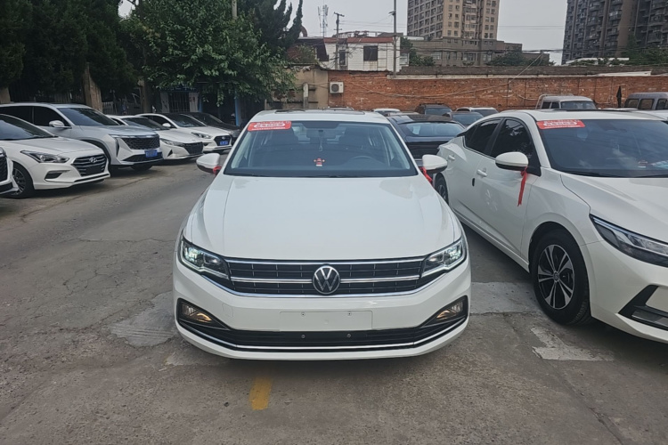 Volkswagen Bora 2022 car image #3