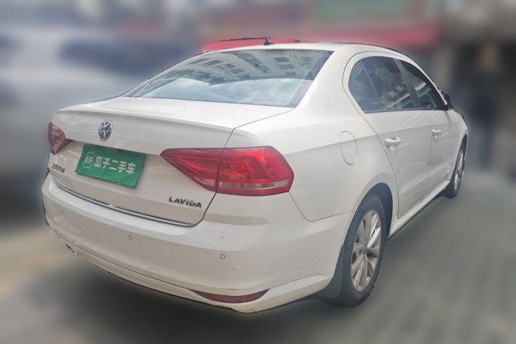 Volkswagen Lavida 2016 car image #5