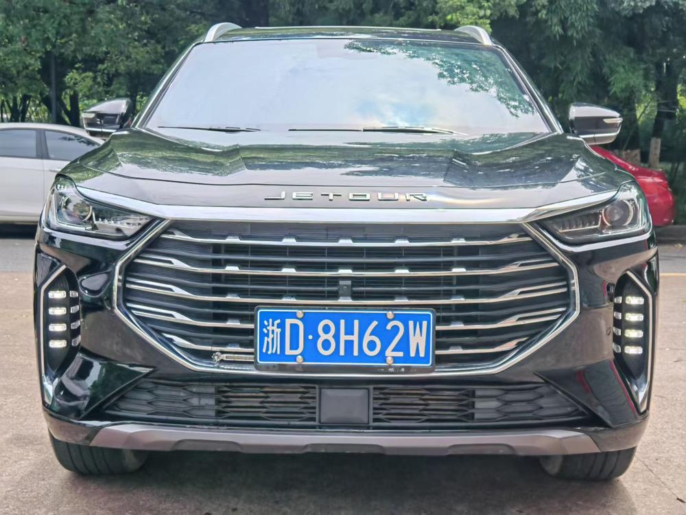 Jetour X70 PLUS 2022 car image #2