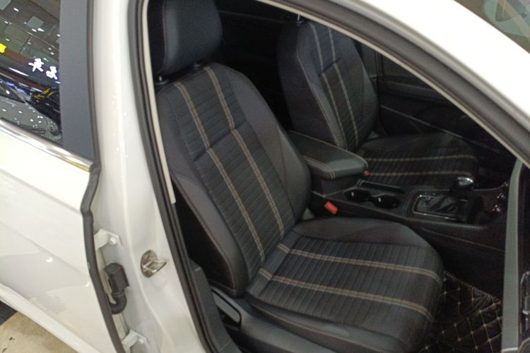 Volkswagen Lavida 2022 car image #26
