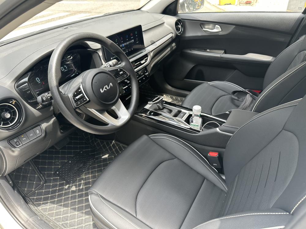 Kia K3 2026 car image #8