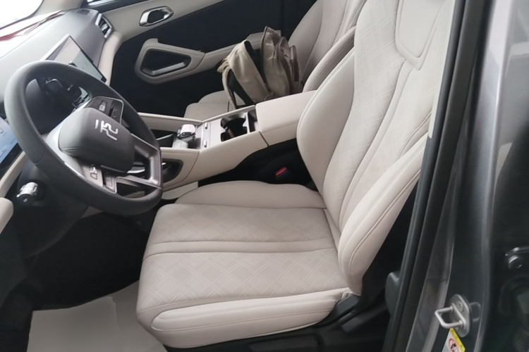 BYD YuanUP 2024 #15 BYD YuanUP 2024 car image #15