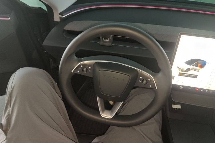 Tesla Model 3 2024 #11 Tesla Model 3 2024 car image #11