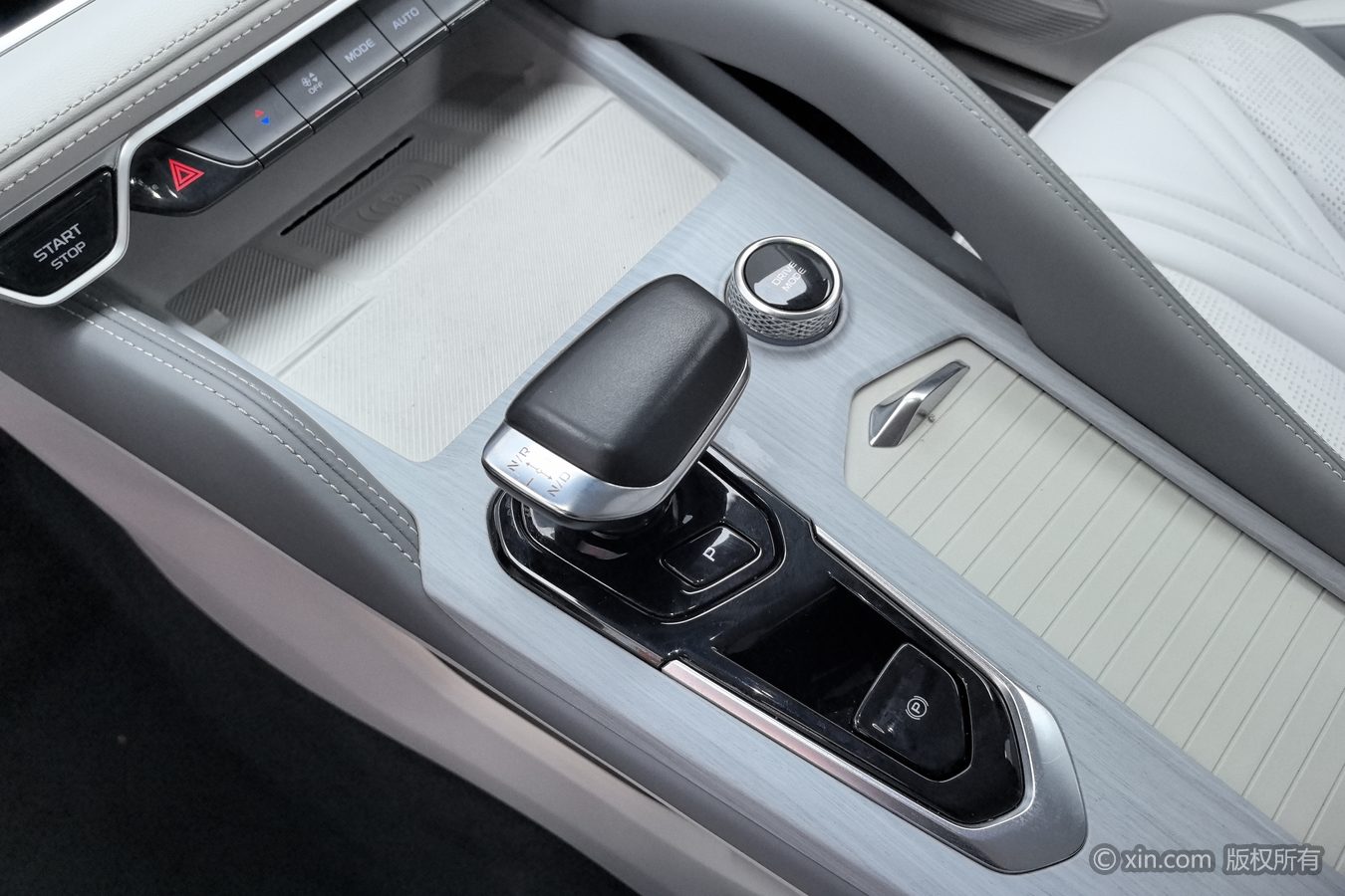 GEELY Monjaro MHEV 2024 #14 GEELY Monjaro MHEV 2024 image de voiture #14