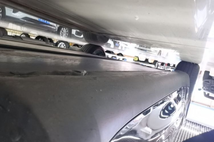 Tesla Model Y 2022 car image #26