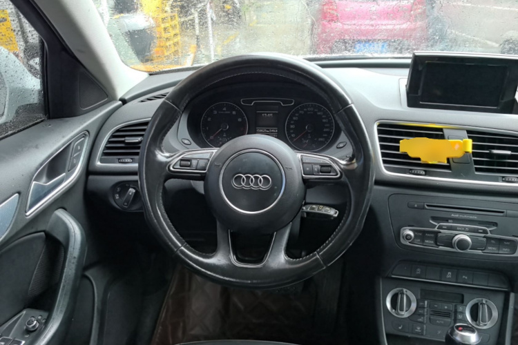 Audi Q3 2015 #15 Audi Q3 2015 car image #15