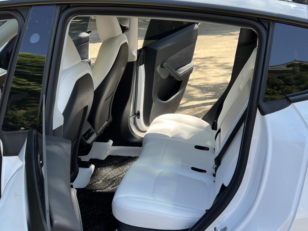 Tesla Model Y 2024 #27 Tesla Model Y 2024 car image #27
