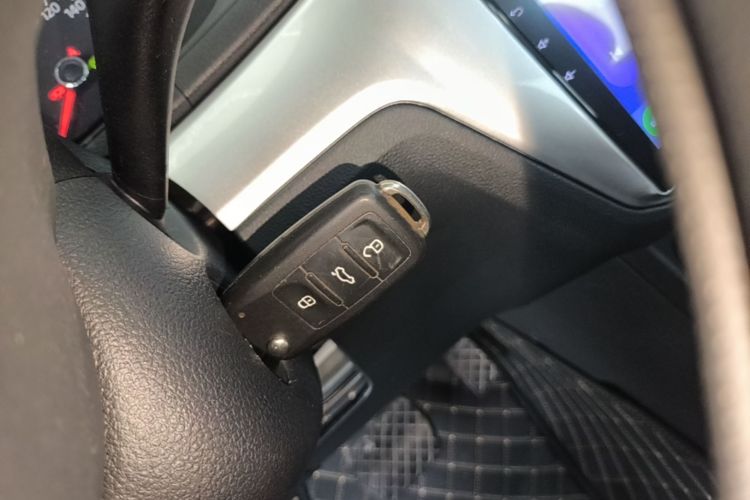 Volkswagen Lavida 2020 car image #9