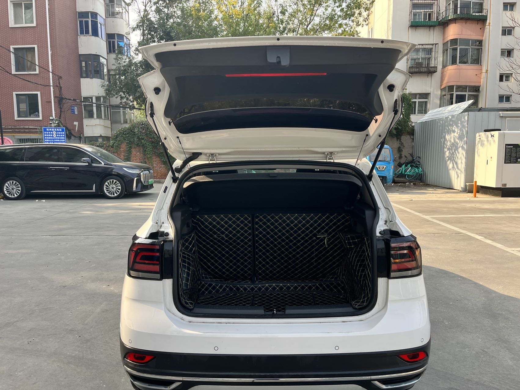 Volkswagen T-Cross 2020 #6 Volkswagen T-Cross 2020 car image #6