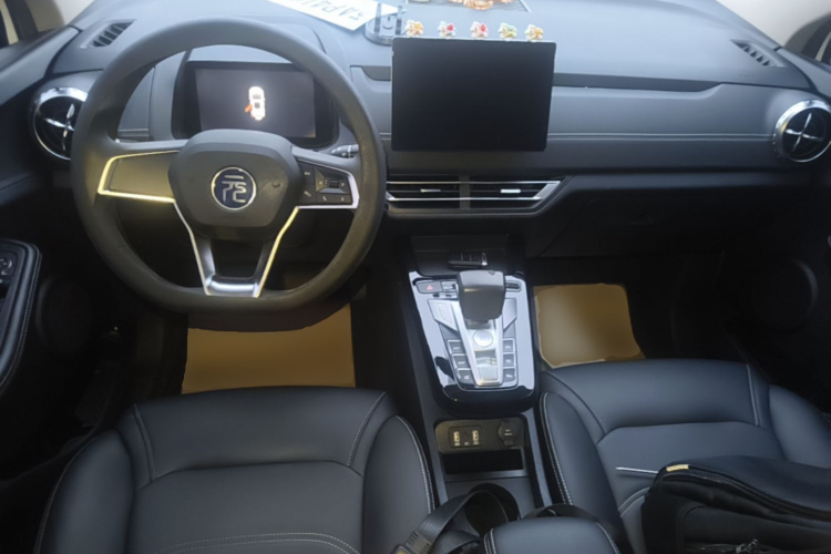 BYD Yuan New Energy 2021 car image #10
