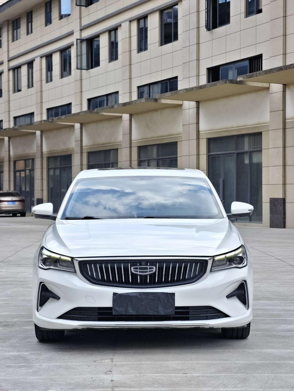 GEELY Emgrand 2021 #2 GEELY Emgrand 2021 صورة سيارة #2