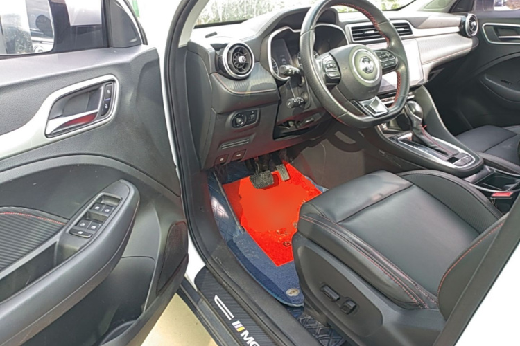MG ZS 2020 car image #16