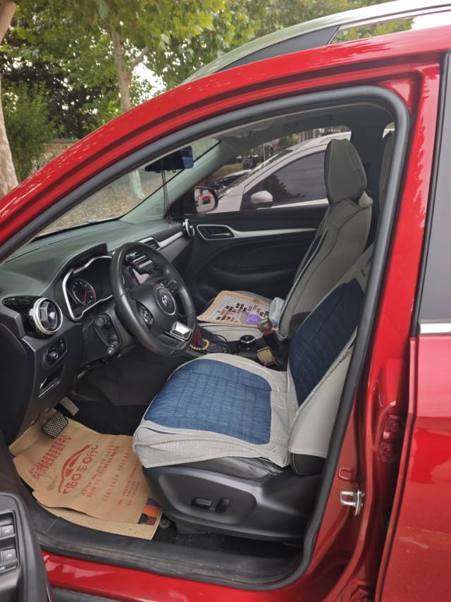 MG ZS 2018 car image #5