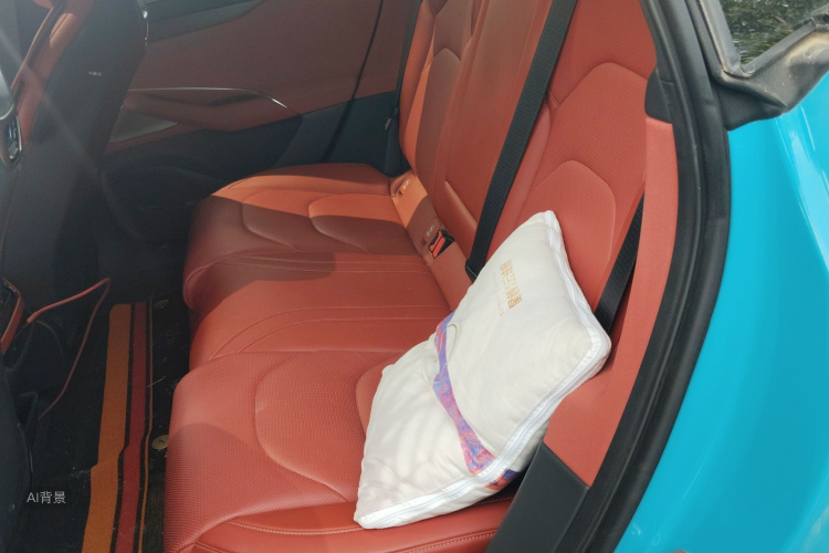 MI SU7 2024 image de voiture #19