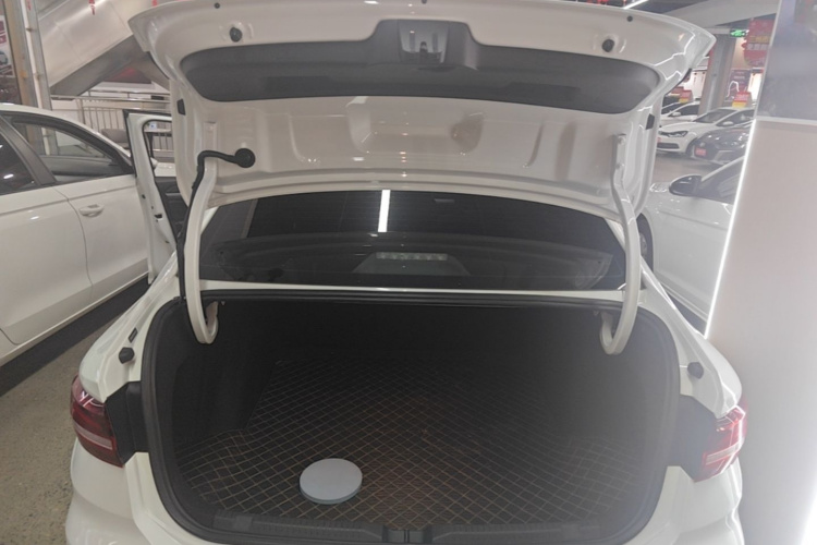 Volkswagen Lavida 2022 #19 Volkswagen Lavida 2022 car image #19