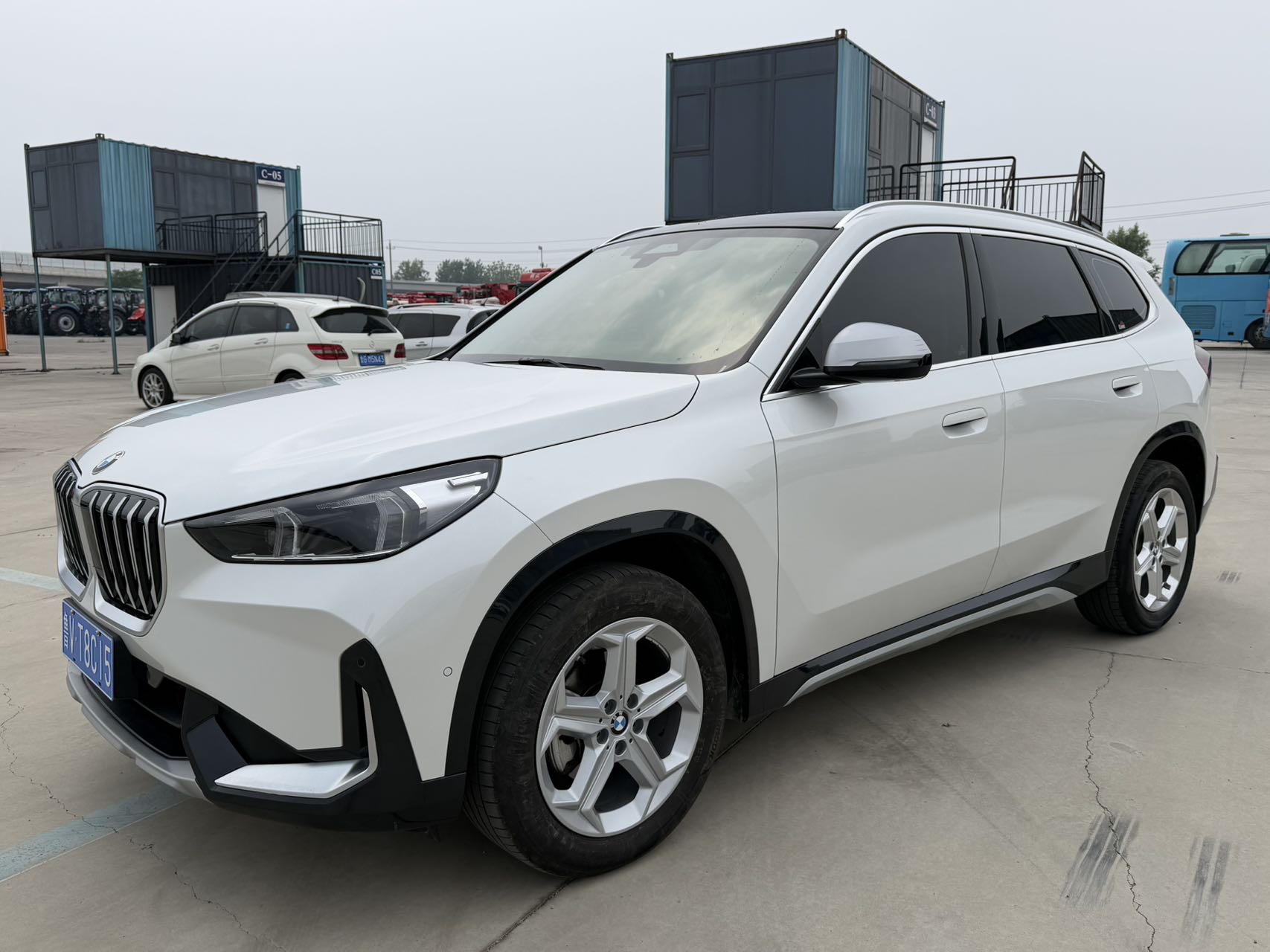 BMW X1 2023 car image 