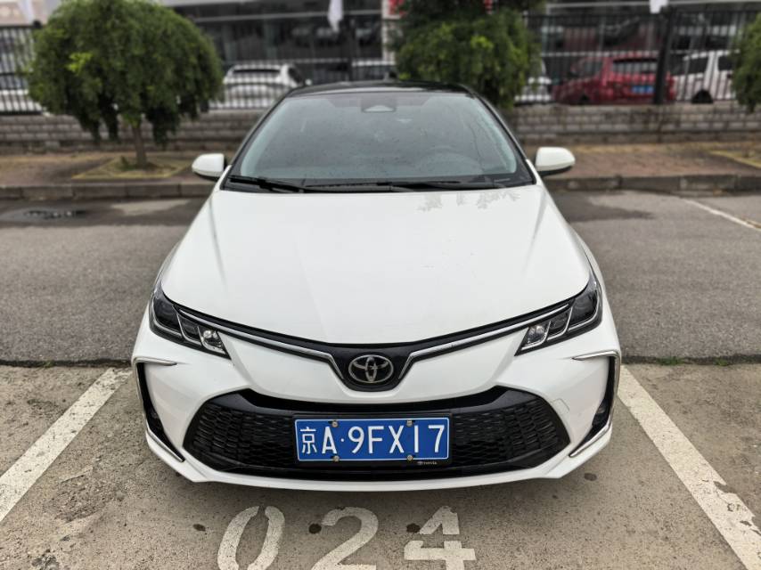 Toyota Corolla 2025 car image #2