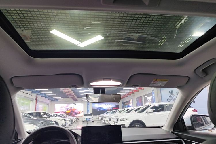 GEELY Emgrand 2024 #18 GEELY Emgrand 2024 car image #18