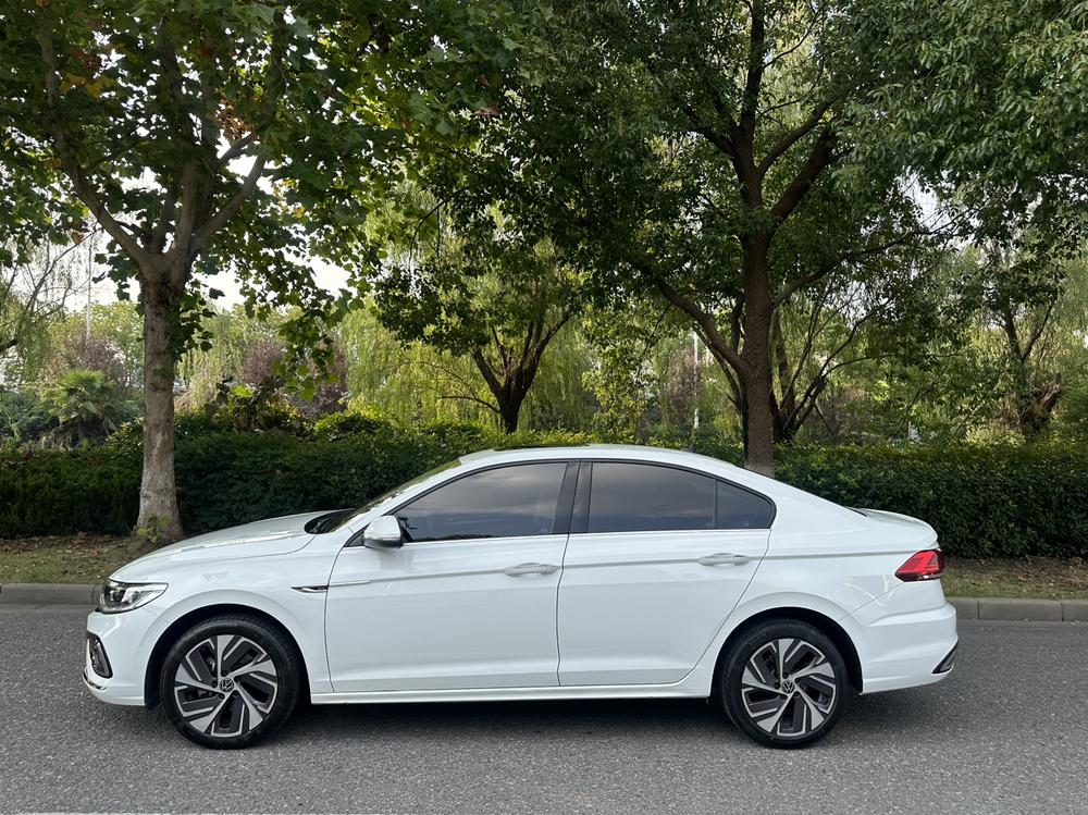 Volkswagen Bora 2023 صورة سيارة #4