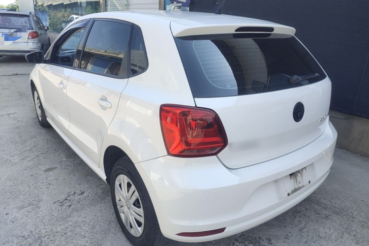 Volkswagen Polo 2018 car image #5