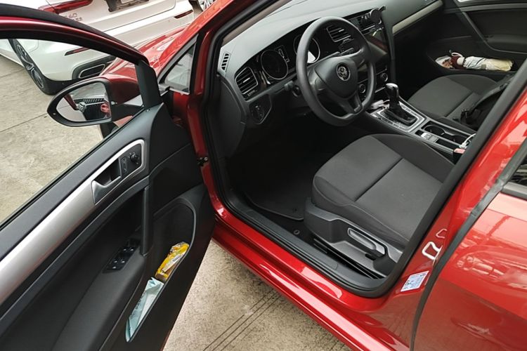 Volkswagen Golf 2018 #16 Volkswagen Golf 2018 car image #16