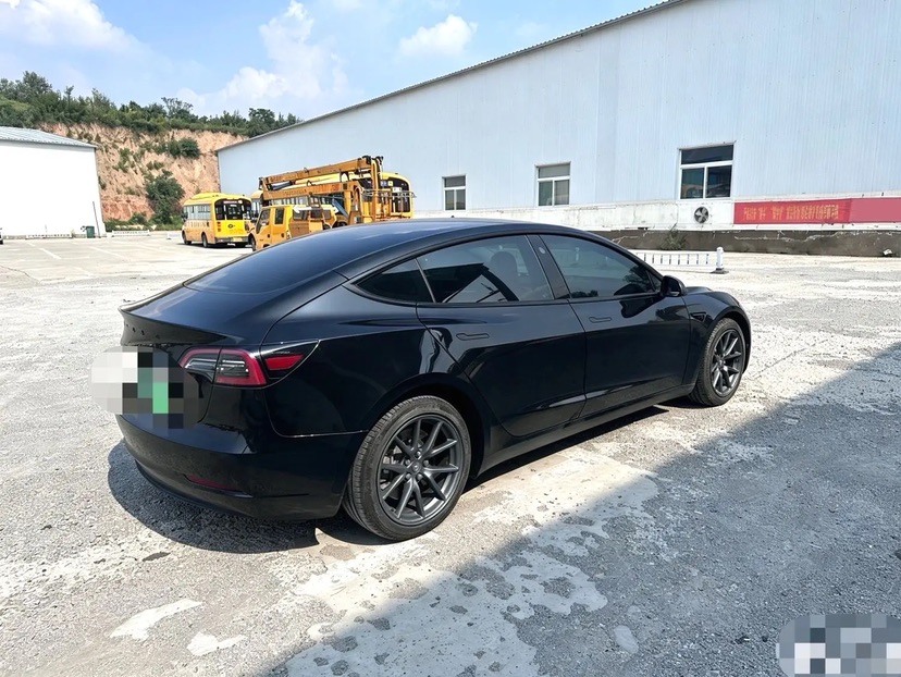 Tesla Model 3 2022 car image #6