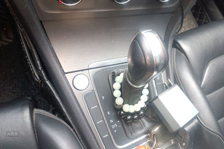 Volkswagen Golf 2015 car image #16